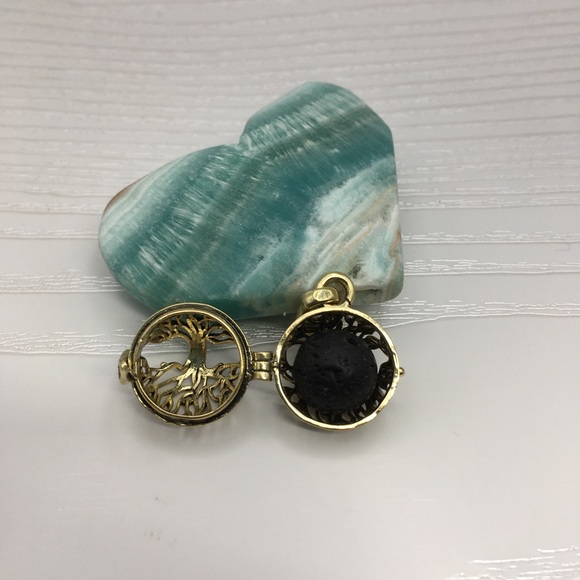 Double Tree of Life Aromatherapy Brass tone Locket.  Lava stone included. - Picture 2 of 2